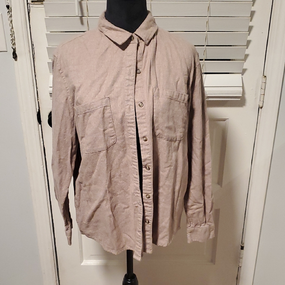 Universal Thread Women's Button Down Shirt - Light Brown